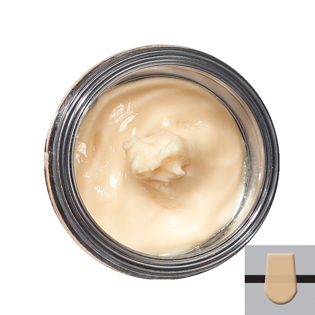 Open jar of Soprano Surface Mamelon Cream.